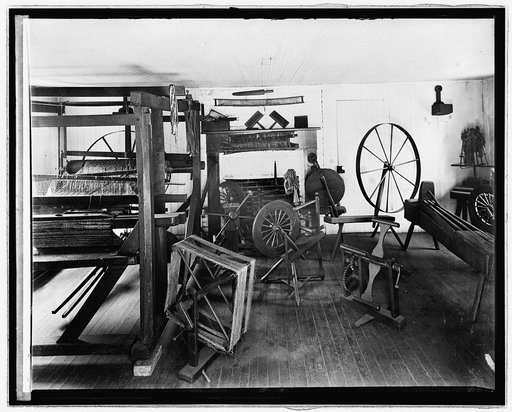 Mt. Vernon, [Virginia], Spinning room