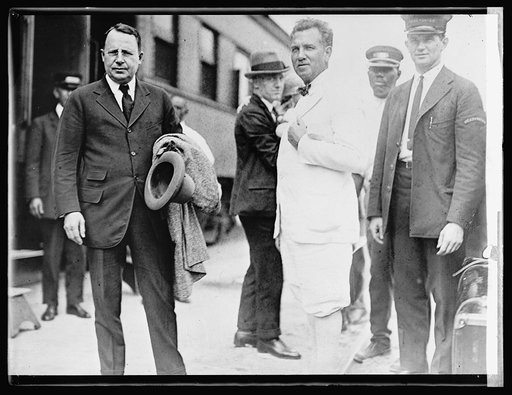 Cox & Judge Ansberry at Miami, [Florida
