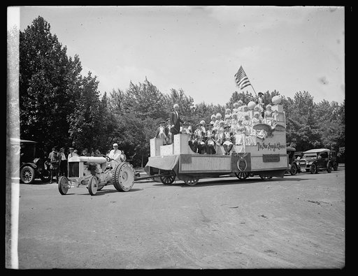 Star Spangled Banner parade float