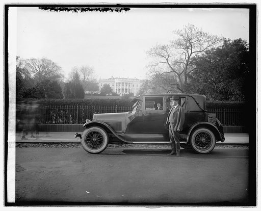 Ford Motor Co., Sen. Jos. T. Robinson of Ark., in Lincoln