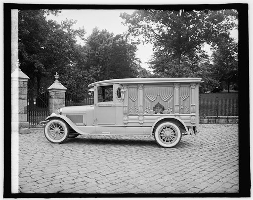 Ford Motor Co. Hanlon Lincoln hearse