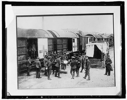 #140 American Red Cross, English Red Cross train in France: Wounded [...] Hospital Camp in France