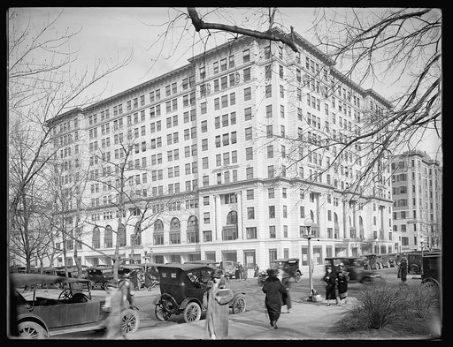 Building at corner of 15th and K St., N.W., Washington, D.C.