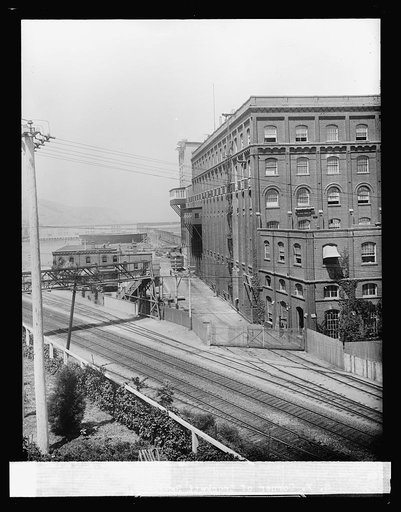 S.E. corner of Crockett, [California], Refinery