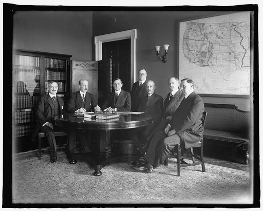 Signing Italian War Loan