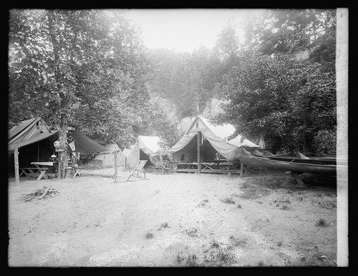 Summer camps: G. Whiz Canoe Club