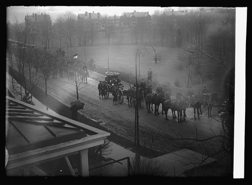 Burial of Maine veterans
