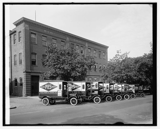 Ford Motor Co., Holmes trucks