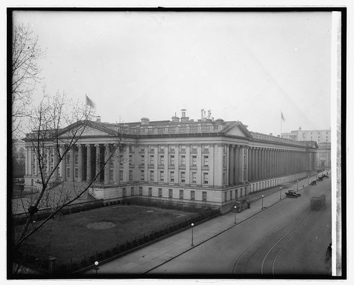 Treasury Dept. north from 15[th St.] & Penna. Ave., [Washington, D.C.