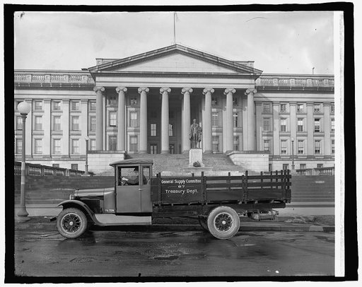 Graham Bros. Gen. Serp Corn truck at Treasury, [Washington, D.C.