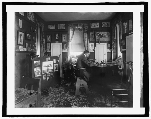 H.E.F. in den, 2227 Nichols