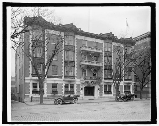 Winston Hotel car