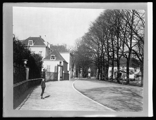 Holland. The Hague, road to Scheveningen