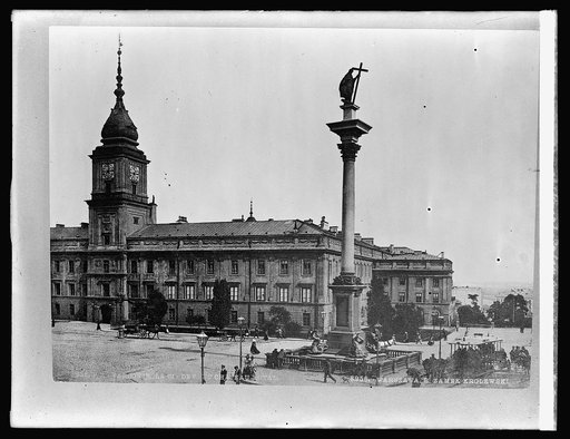 Russia, Warsaw. Old Royal Palace and monument to King Sigismund