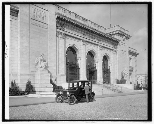 Ford Motor Co.