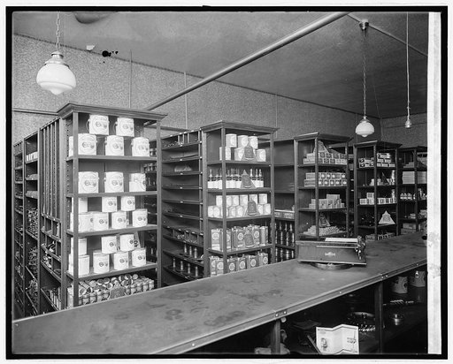 Stewart Motors Co., stock room 4th & Pa. Ave., [Washington, D.C.
