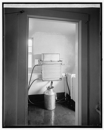 Chestnut Farms Dairy, [Washington, D.C.