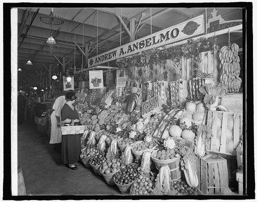 Thos. R. Shipp Co. A.A. Auselino stand
