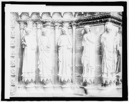 France, Rheims Cathedral, statue in Grand Portals