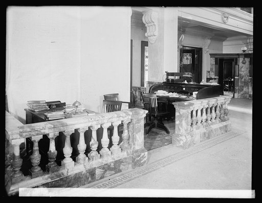 Dist. National Bank, interior