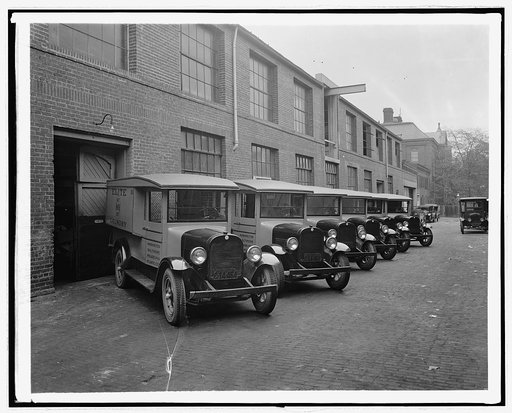 Semmes Motor Co., [Washington, D.C.], Elite laundry truck