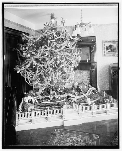 George Barkhausen's Christmas tree