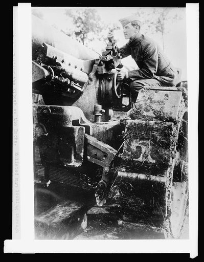 American 158 MM gun on French front