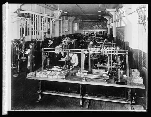 Dept. of Labor training service Gen'l. Elec. Co. Fort Wayne machine shop training room