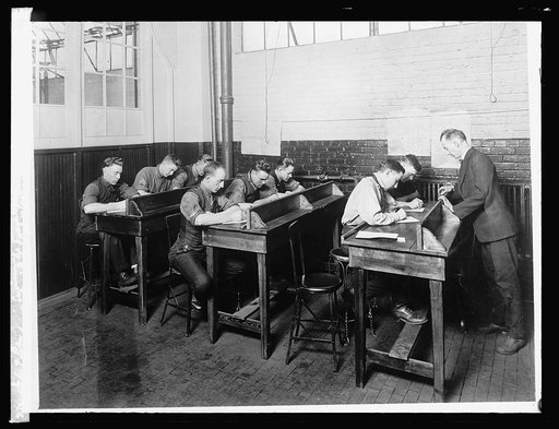 Dept. of Labor training service Gen'l. Elec. Co. Fort Wayne blue pt. reading instruction