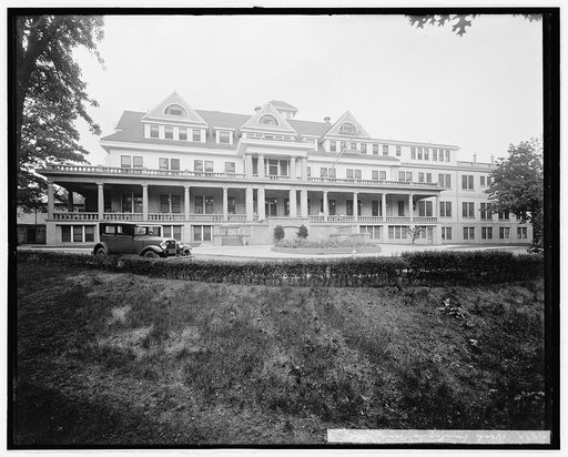 Wash. Sanitarium, [Takoma Park, Maryland], main bldg.