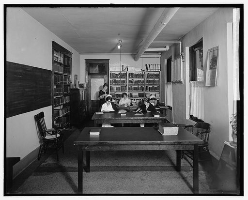 Wash. Sanitarium, [Takoma Park, Maryland], library
