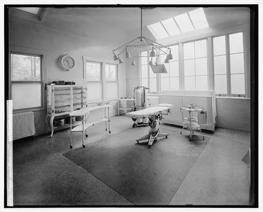 Wash. Sanitarium, [Takoma Park, Maryland], operating room