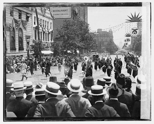 Shriners Parade, Washington, D.C.] Isis Temple, Salina, Kan., 6/5/23