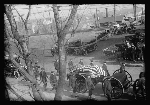 Cavalry troop, Ft. Myer, [Arlington, Virginia], 6/24/14