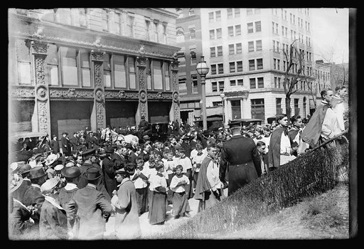 St. Patrick's Church, Easter, 1915, 10th & 7th St., [Washington], D.C.