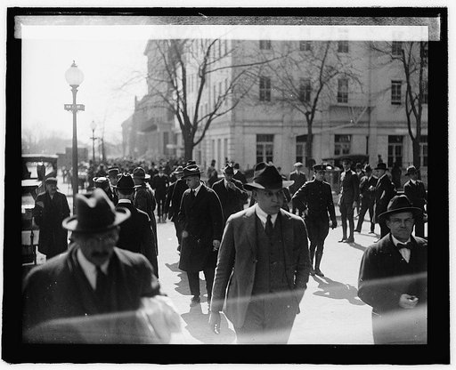 Street scene [...], 1918