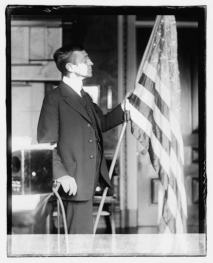 Sectry. Baker flag[...] to[...] Army by ladies of [...], 1/19/19