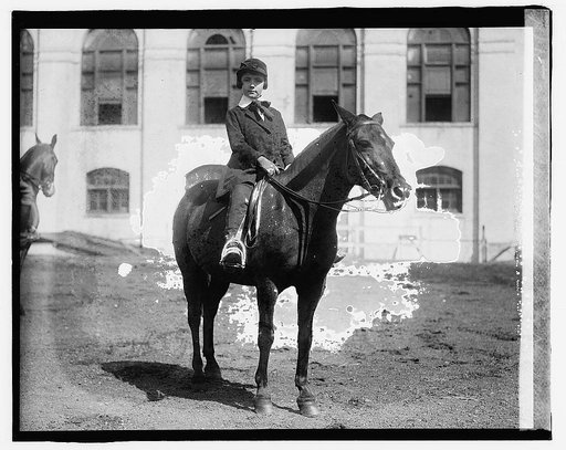 Janelle Hart, daughter of Capt. Hart, U.S.N.