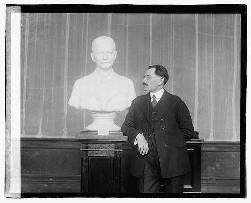Moses Wainer Dykaar & Bust of Marshall