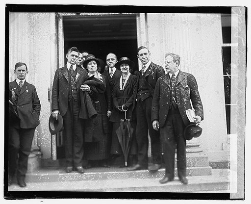 Socialist group, White House