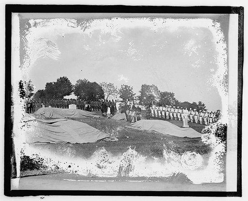 Burial of A.E.F., dead (sailors), 5/22/20