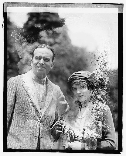 Doug. Fairbanks & Mary Pickford
