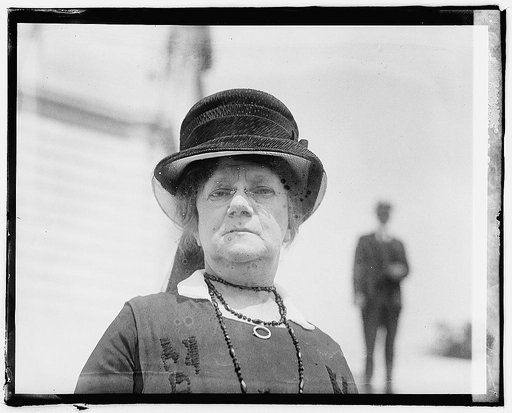Batelle, Mrs. John W.