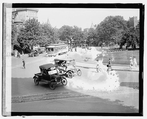 Traffic, 14th & Thomas Circle [Washington, D.C
