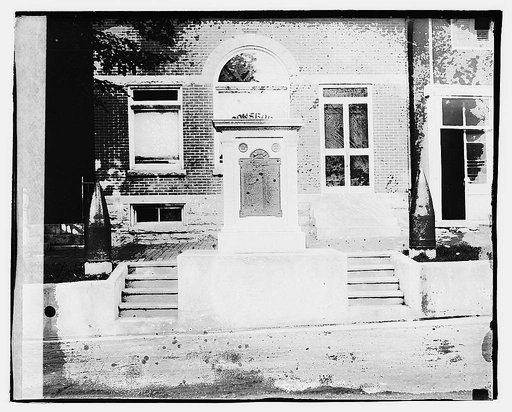 Hagerstown Tour monument at [...