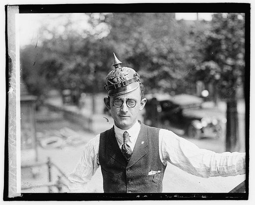 H.E.F. Helmit