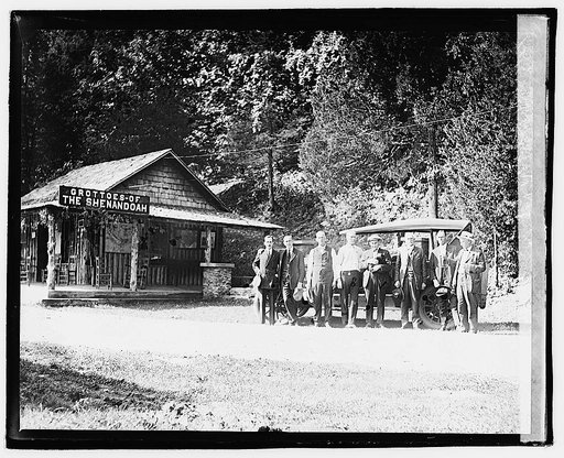 Herald Tour, Staunton, guides as Grottoes