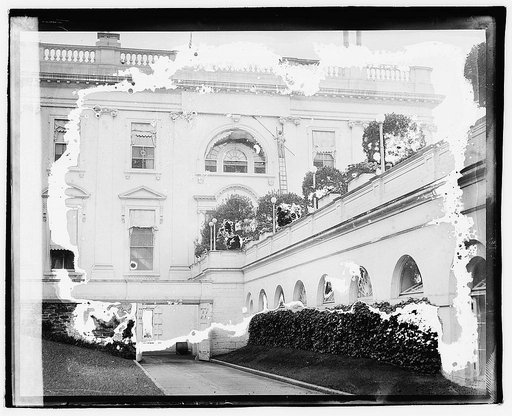 Cleaning White House