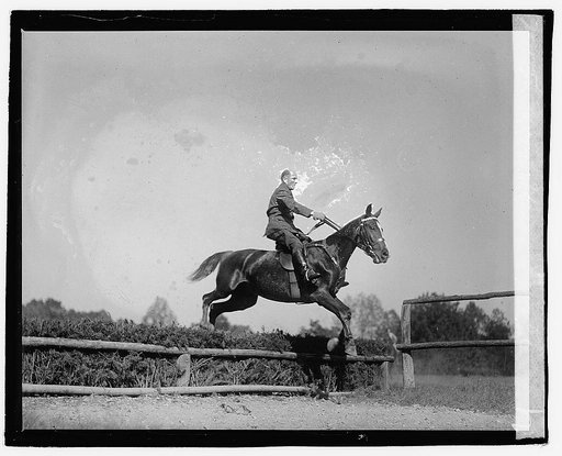 Major Harry Leonard