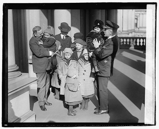 Daniels, Adml. McCully & children, 1/28/21